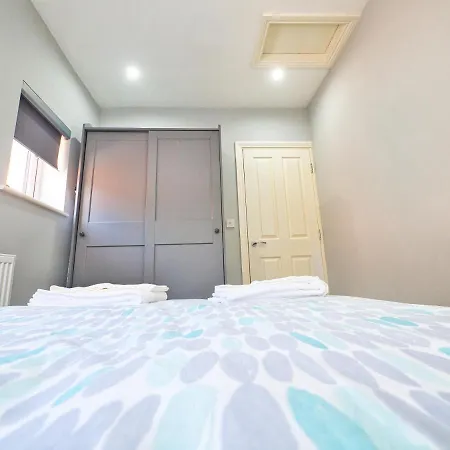 Amazing 1 Bed Flat In Lovely Area Apartman