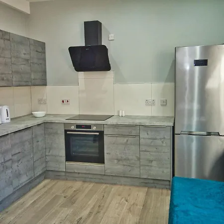 Amazing 1 Bed Flat In Lovely Area *